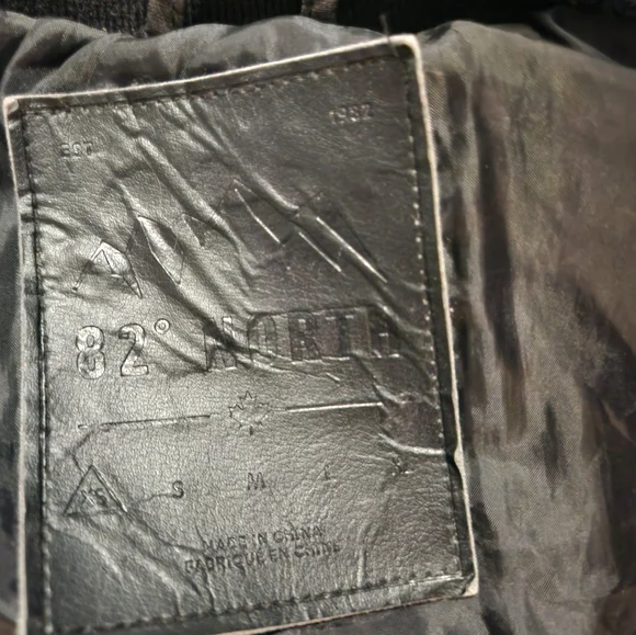 Coat - Picture 7 of 7